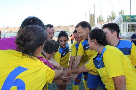 Manuel Serrano anuncia la construcción de dos nuevos campos de fútbol de césped artificial en la zona de Imaginalia
