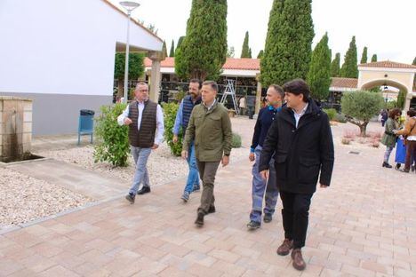El Ayuntamiento construirá en la ampliación del Cementerio dos pabellones con más de 1.000 unidades de enterramiento y un nuevo bloque de aseos públicos