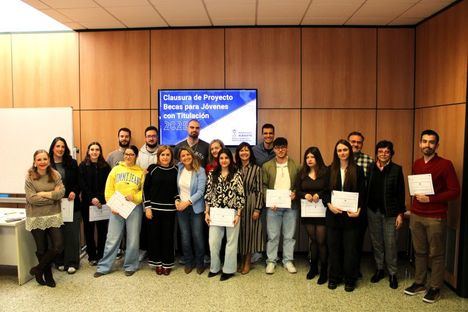 El Ayuntamiento becará a 40 jóvenes con titulación para hacer prácticas en empresas y así facilitar la inserción laboral en la ciudad