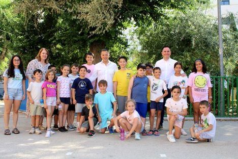 El Ayuntamiento destinará casi 38.000 euros para ofrecer el servicio de comedor en las nueve Escuelas de Verano de la ciudad