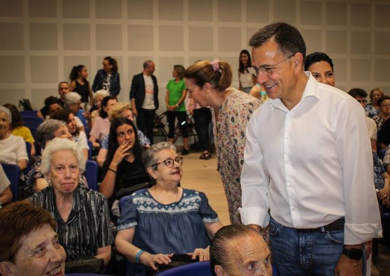 Un total de 25 asociaciones de personas mayores recibirán ayudas del Ayuntamiento para actividades socioculturales y de promoción del envejecimiento activo