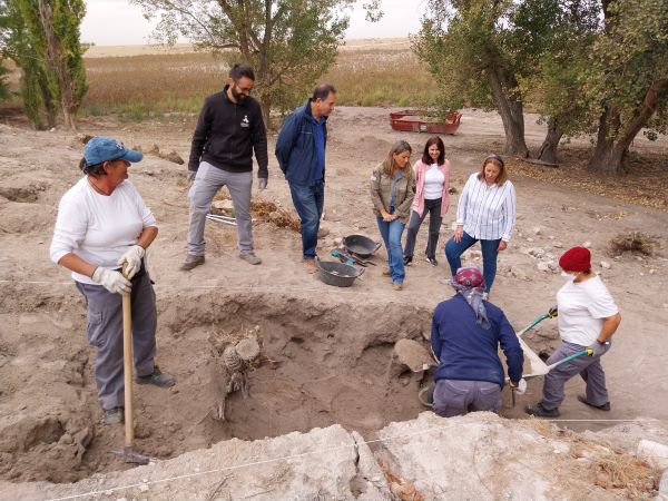 El Ayuntamiento firmará un convenio con el Instituto de Estudios Albacetenses para avanzar en las excavaciones arqueológicas en El Acequión