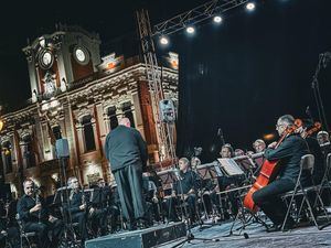 Elena Serrallé invita a vivir el 70º Festival de Albacete, una edición que pone de manifiesto la ambición de la ciudad y su capacidad para convertirse en todo un referente nacional