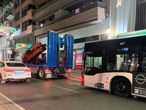  
El Grupo Municipal Socialista denuncia que la pasividad del alcalde ha sumido en el caos al servicio municipal de autobuses con constantes averías en una flota desfasada