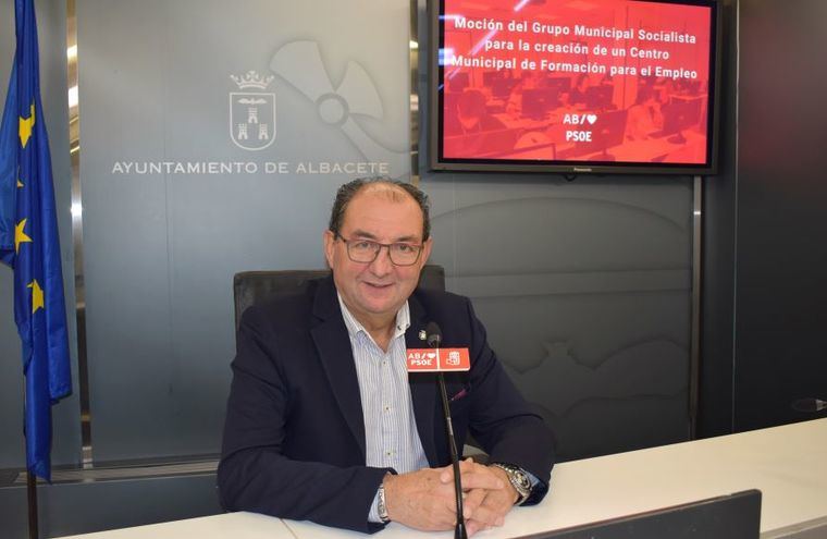  
El PSOE propone crear un Centro Municipal de Formación para el Empleo de referencia en Castilla-La Mancha para reducir el desempleo