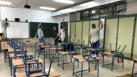 El Ayuntamiento de Albacete tiene previsto invertir en torno a un millón de euros en esta Corporación en obras de mantenimiento y de mejoras en los colegios públicos