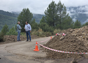 La Diputación de Albacete trabaja en la retirada de los desprendimientos provocados por la DANA en las carreteras de Yeste y La Recueja