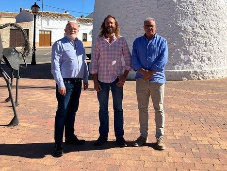 El gobierno regional efectúa trabajos de reconstrucción en las aspas del Museo Etnológico ‘La Molineta’ de Munera