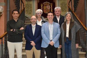 Cabañero recibe a la nueva Junta Directiva de APETREVA, reafirmando el compromiso de la Diputación con el sector de los talleres