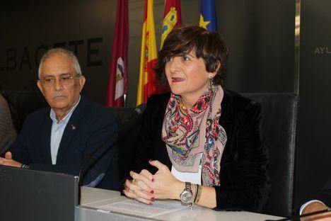 Elena Serrallé presenta Dreaming Bubbles , un espectáculo familiar y solidario dentro de la programación de la Navidad Cultural 2025/26