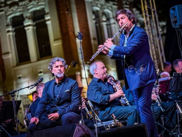 El flamenco de Sergio de Lope y Arcángel, en colaboración con la Banda Sinfónica Municipal, llena de música y emociones el Festival de Albacete