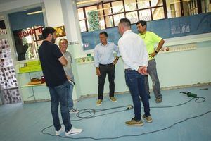 El Ayuntamiento incorpora un remanente de crédito del Presupuesto 2025 de casi 1,5 millones de euros al ejercicio 2026 para acometer la climatización de cuatro colegios