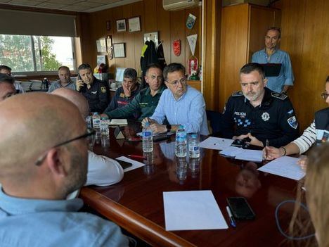 Manuel Serrano anuncia que todos los servicios y actividades municipales funcionan hoy con normalidad