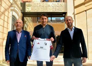 Albacete juega en equipo: la Diputación vestirá a las selecciones provinciales de fútbol y fútbol sala