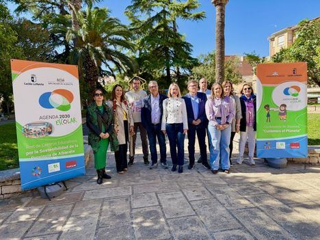 Más de 170 escolares de 29 centros educativos reflexionan sobre sostenibilidad e interculturalidad en la XVII CONFINT Provincial celebrada en Hellín con impulso de la Diputación