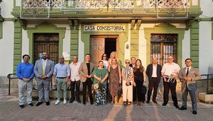 Cabañero vive el arranque de las Fiestas 2025 de Fuentalbilla, respaldando unas tradiciones que son motor social, cultural y económico
 