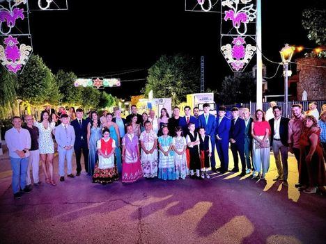 Cabañero disfruta del inicio de las fiestas patronales de San Pedro y reafirma el compromiso de la Diputación con el presente y el futuro de los pueblos
