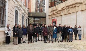 La Diputación de Albacete acoge un minuto de silencio en memoria de las víctimas del accidente ferroviario de Adamuz