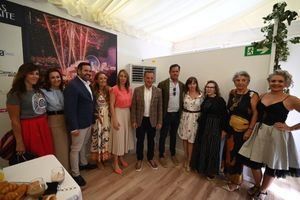 El alcalde de Albacete reafirma su apoyo a las mujeres empresarias en un desayuno con Amepap