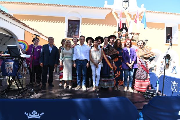 El alcalde asegura en el Día de la Igualdad en la Feria que “no vamos a tolerar ninguna agresión, discriminación o trato abusivo o degradante sobre cualquier mujer”