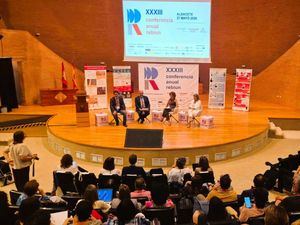 Lucrecia Rodríguez de Vera pone en valor el papel clave de las bibliotecas universitarias y de investigación en la docencia, la indagación y la transferencia de conocimiento a la sociedad
