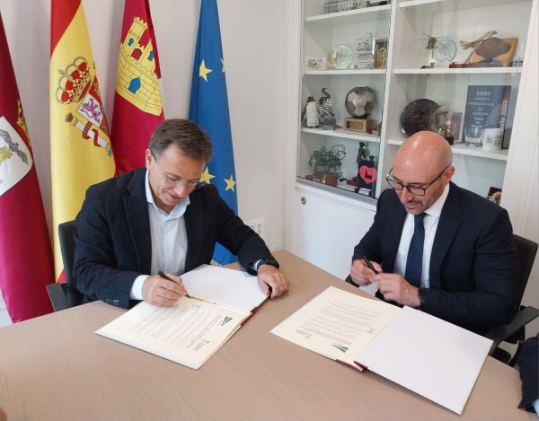 El Ayuntamiento renueva su convenio con ‘El Corte Inglés’ para promover la igualdad y apoyar la integración de las personas con discapacidad