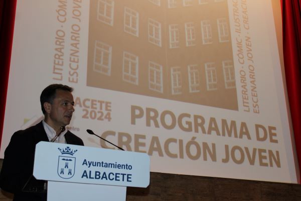 El Ayuntamiento ofrece actividades para “ayudar a los adolescentes en la gestión de redes, y otros problemas que pueden encontrarse en su proceso de madurez”