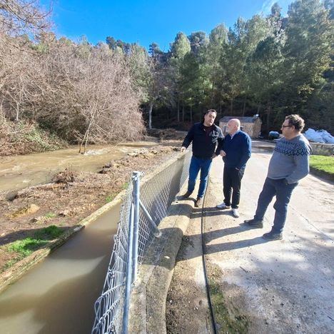 Ruiz Santos visita El Jardín ante la situación de aviso rojo por el aumento del caudal de los ríos