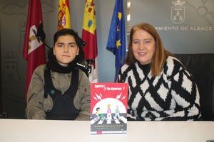 El Consejo Municipal de la Discapacidad reconocerá este año a la funcionaria del Ayuntamiento de Albacete Mª Ángeles González Roldán y a la ONG ‘En Bici sin Edad’