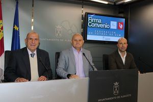 La Liga y la Copa ‘IMD-Planea Energía’ pasarán a formar parte de la Federación de Fútbol de Castilla-La Mancha, en calidad de adheridos, gracias al convenio suscrito con el IMD