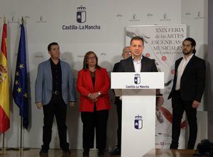 Serrano reitera el apoyo del Ayuntamiento a la XXIX Feria de Artes Escénicas y Musicales de Castilla-La Mancha como un ejemplo más de su compromiso inquebrantable con la cultura