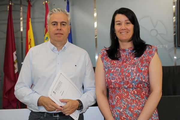 Julián Garijo asegura que el nuevo Centro Sociocultural que se construirá en Los Anguijes dará respuesta a una reivindicación histórica de los vecinos y vecinas de esta pedanía