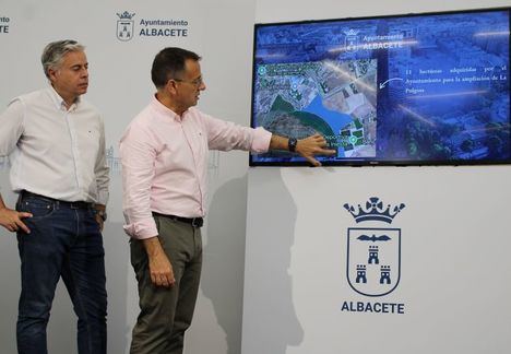 El Ayuntamiento sigue avanzando para comenzar “cuanto antes” las obras de prolongación de la Avenida de España y la Vía Verde a La Pulgosa, y el lunes aprobará el proyecto