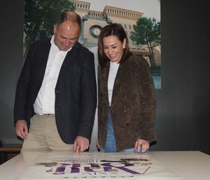 Rosa González de la Aleja desea que la XXIV Feria ‘Antigua’, que este año contará con 32 expositores nacionales e internacionales, supere los 5.000 visitantes de la pasada edición