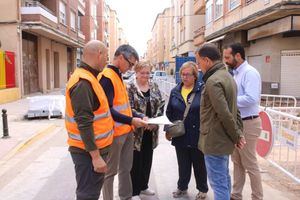 Manuel Serrano subraya el impacto positivo del Plan de Reposición de Vías Públicas en la vida de los vecinos, con más de 20.000 metros cuadrados de calles arregladas hasta la fecha