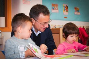 Serrano destaca la gran labor de información y prevención que realiza la Policía Local de Albacete a través del programa ‘Centauro’ que este curso llegará a cerca de 6.000 escolares