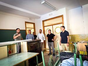 Manuel Serrano destaca la inversión de más de 300.000 euros destinada a trabajos de pintura en colegios públicos de Albacete durante este verano para mejorar sus instalaciones