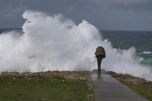 El viento y las olas pondrán en aviso a una decena de provincias, entre ellas Albacete, este viernes