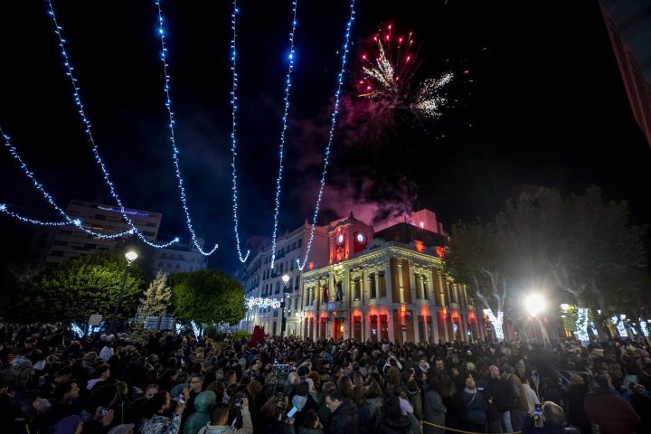 El Ayuntamiento de Albacete prevé cortes de tráfico en el centro urbano por la inauguración de la iluminación de Navidad