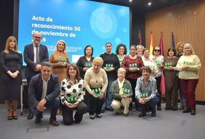 Las auxiliares de Servicios Sociales de Albacete, homenajeadas de la Diputación por su labor