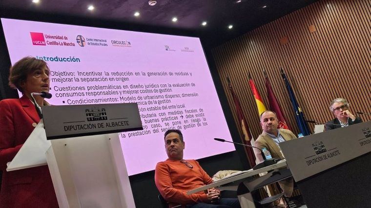 Un taller en la Diputación de Albacete explica a responsables municipales la implantación de la Tasa Local de Residuos