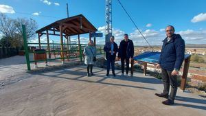 Cabañero destaca en su visita a San Pedro el papel de las inversiones provinciales como motor de desarrollo municipal