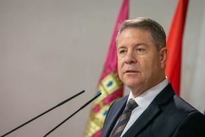 Page excusa ante Guardiola su ausencia a la cita en defensa de Almaraz recordando que celebra el congreso de PSOE C-LM