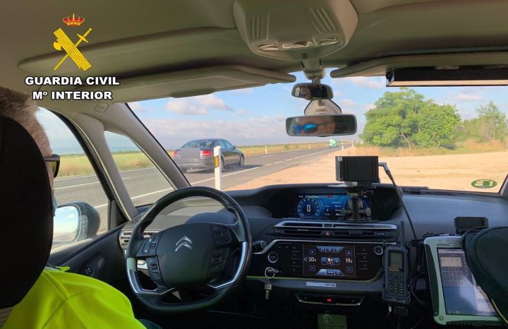 La Guardia Civil investiga a un conductor por ir a 183 km/h en un tramo de 90 en Albacete
