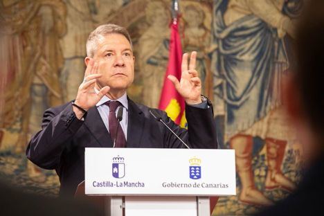 Page desea a Montero 'acierto' con los PGE: 'Es una rosa con muchas espinas pero tienen que intentarlo'