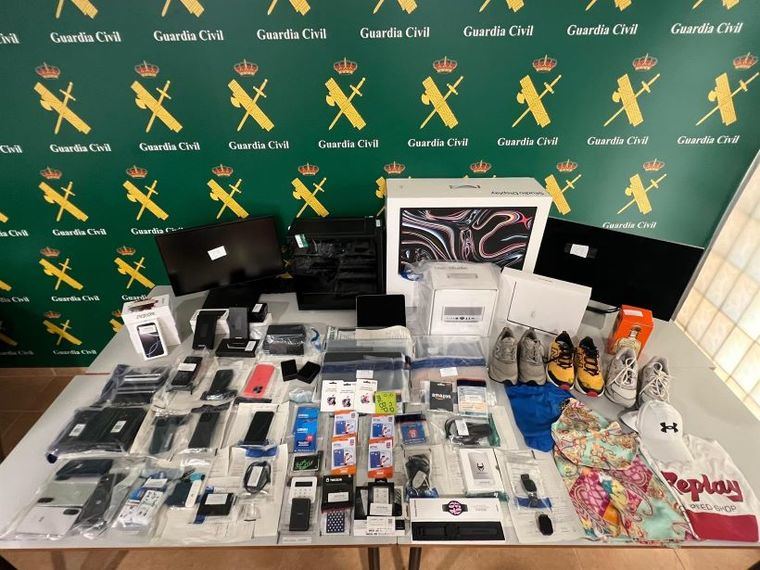Detenida una pareja en Torrevieja acusada de estafar a 30 víctimas de 19 provincias de España, incluida Albacete