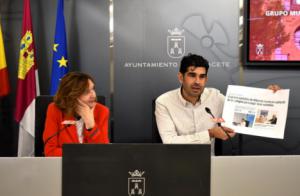 El Grupo Socialista exige a Manuel Serrano que pida perdón después de que la justicia haya desmontando sus “infamias y calumnias” sobre las luces de Navidad