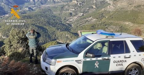 Sucesos.- Rescatan a una persona que practicaba senderismo en la zona del Mirador de Infierno en Ayna (Albacete)