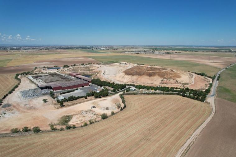 La Diputación instalará una planta fotovoltaica en el Centro de Tratamiento de Residuos de Albacete que cubrirá el 85% de su consumo energético
