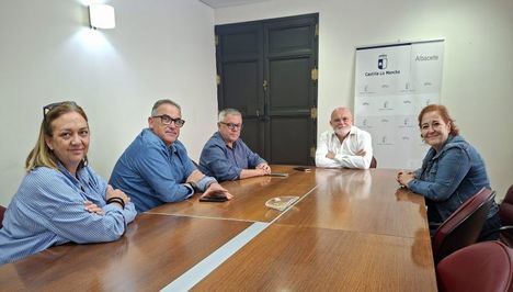 El gobierno regional traslada su apoyo a la U.M Santa Cecilia de Hellín en la preparación del 50 aniversario de su refundación